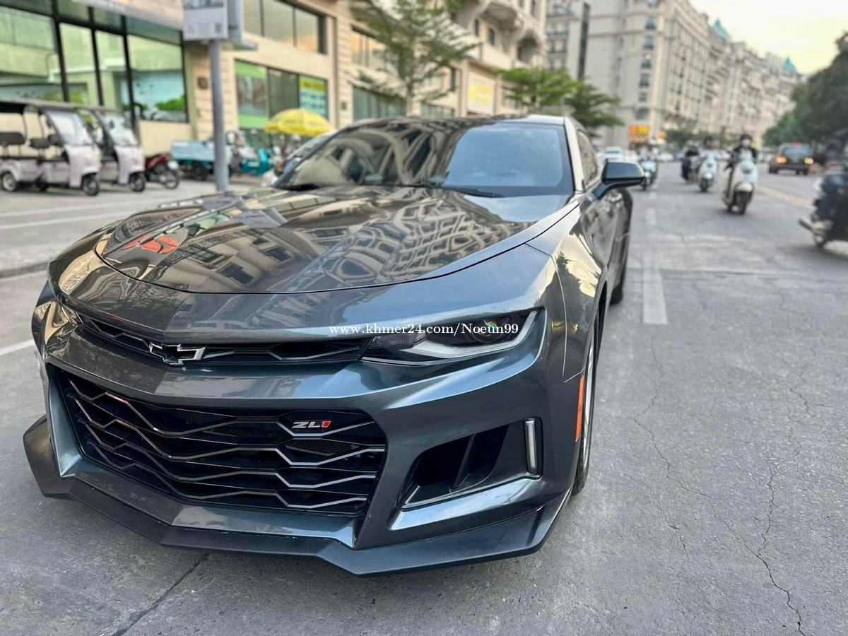 2025 Chevrolet Camaro ZL1 At The Detroit Auto Show Saying, 40 OFF