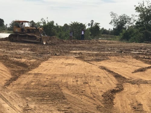 ដីលក់បន្ទាន់នៅជិតផ្លូវ60ម