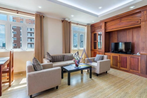 Serviced apartment two bedrooms with gym for rent next to Russian market