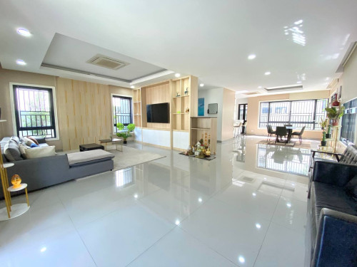 Chip Mong Villa For Rent 大別墅出租