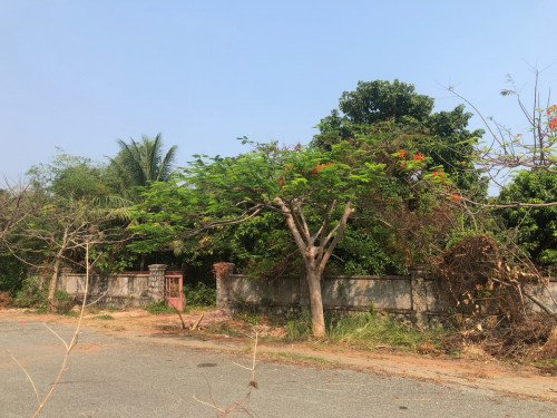 ដីលក់ ក្រុងកែប