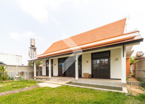 2 bedrooms Villa for Rent - Sla Kram, Siem Reap