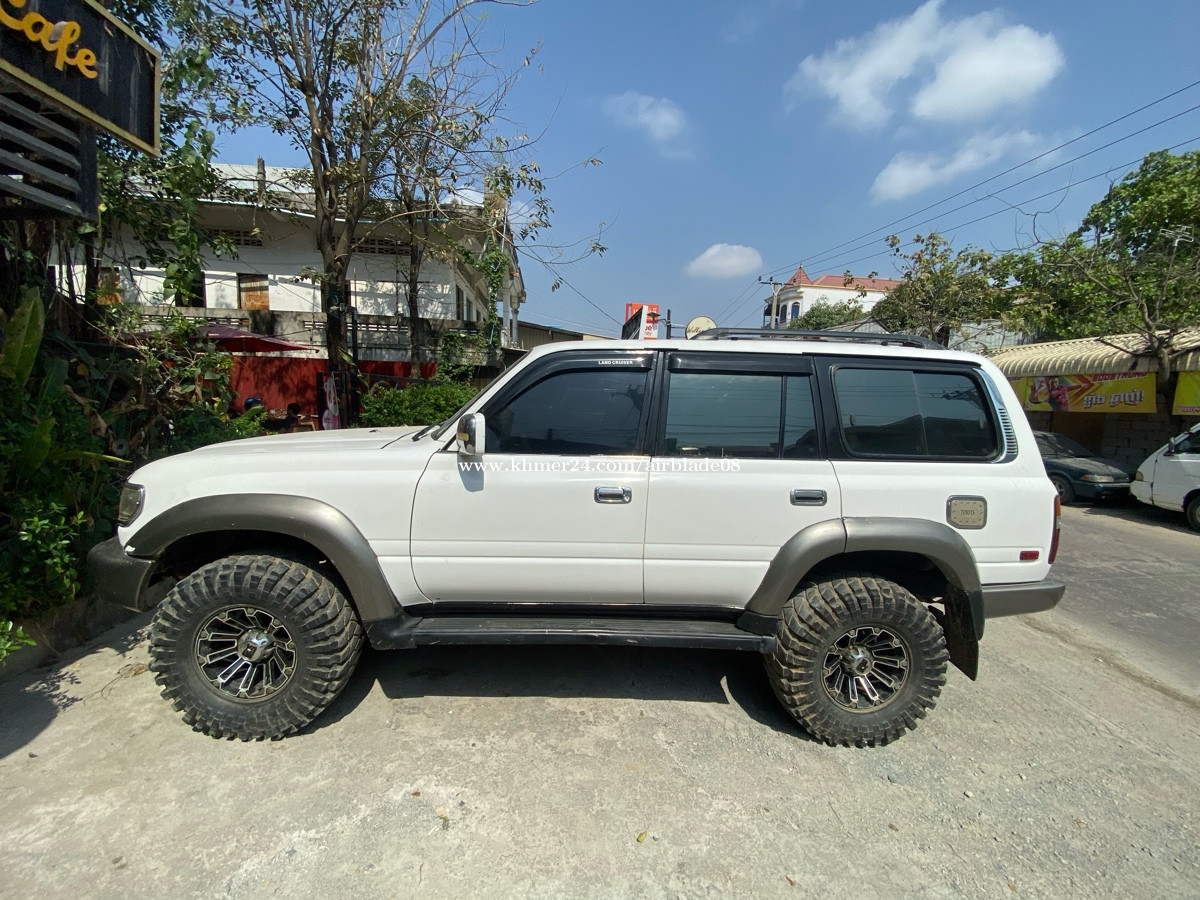 Toyota Land Cruiser 1996 gas Price 5200.00 in Dangkao, Cambodia norn