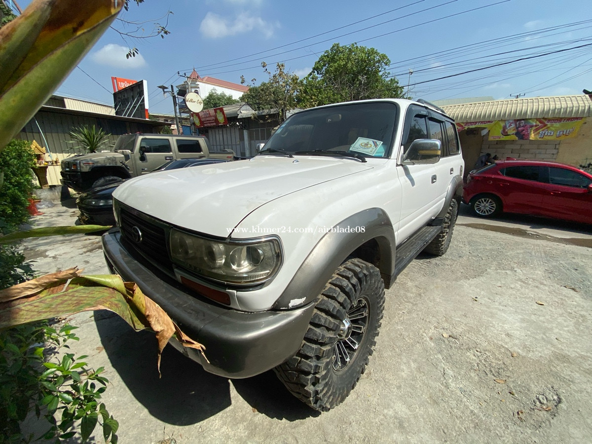 Toyota Land Cruiser 1996 gas Price 5200.00 in Dangkao, Cambodia norn