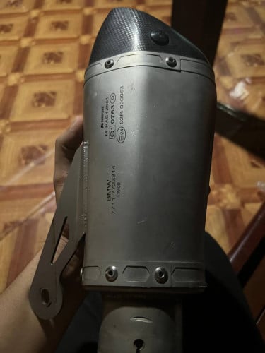 Akrapovic របស់ថៃ bmw, z1000