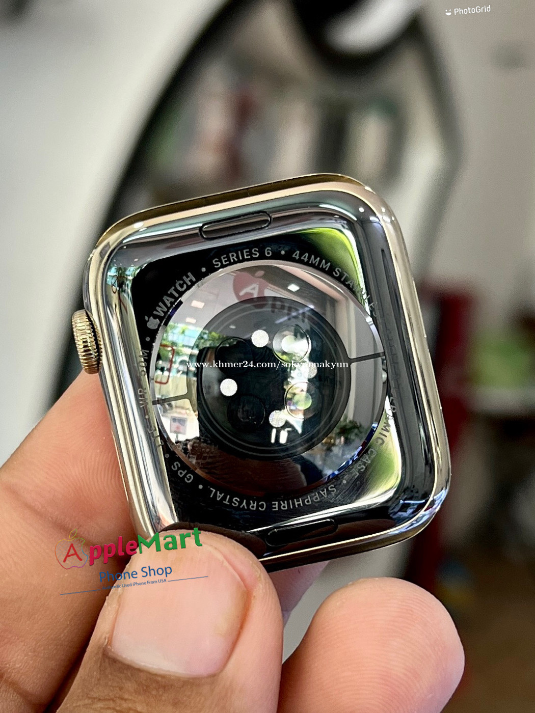 Gold Stainless Steel Apple Watch Series 6 44mm LTE with Sport Band