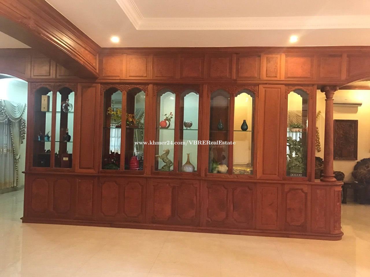 Villa for Rent in Boeng Kak1,ផ្ទះវីឡាសម្រាប់ជួល ទីតាំងនៅសង្កាត់បឹងកក់ទី1,Property Code: VBRE01295