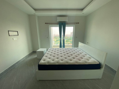 Big Building For Rent Near Toul Tompong Area, 16 Floors, 140 Rooms,Have Big Office,70,000$ Per Month