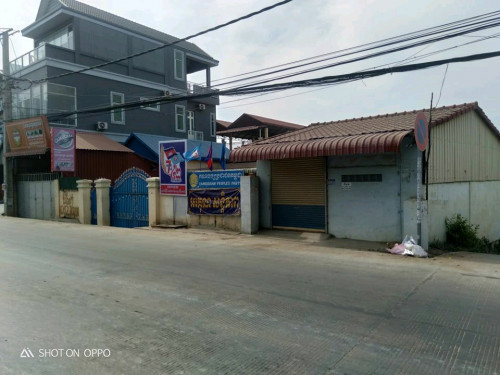 ដីលក់បន្ទាន់ ម្ចាស់ផ្ទាល់ជាប់ផ្លូវជាតិលេខ៥