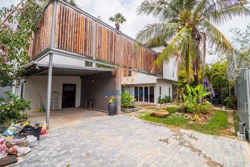 4 Bedrooms Villa for Rent in Krong Siem Reap-Svay Dangkum