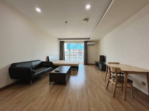 Olympia Condo For Rent