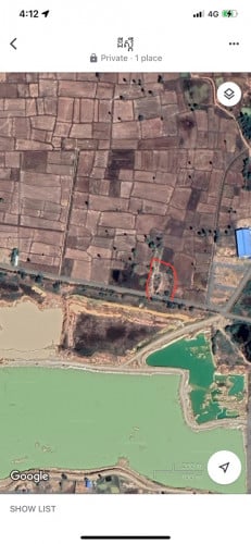 ដីលក់ចំងាយ8km ពីផ្លូវបំបែកថ្នល់ទទឹង ជិតរោងចក្រ ជិតបុរី