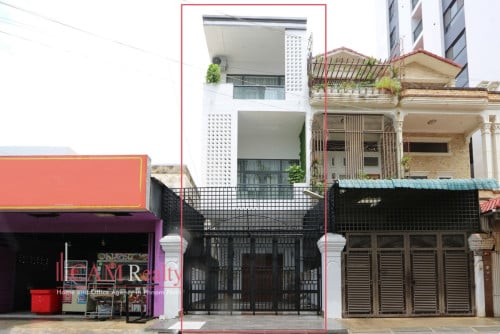 ផ្ទះកែទំនើបបែបអឺរ៉ុប សម្រាប់លក់នៅក្នុងសង្កាត់បឹងត្របែក