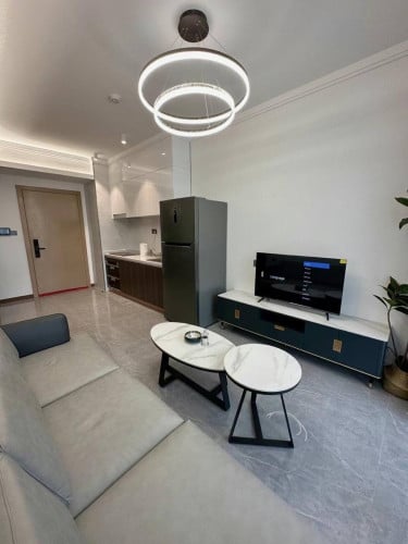 Modern 1BR Condo for Rent | Monyvong Blvd | Pool & Gym | $650/month