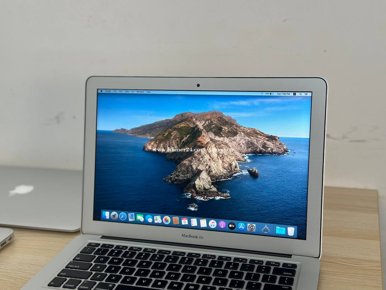 MacBook Air 2017 ( 98% ) CPU Core i5, RAM 8GB, SSD 128GB Price