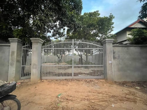 ដីសំរាប់លក់