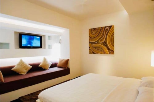 Hotel For Sale Along Riverside Road Near Royal Palace, 04 Floors, 16 Rooms, 4,800,000$