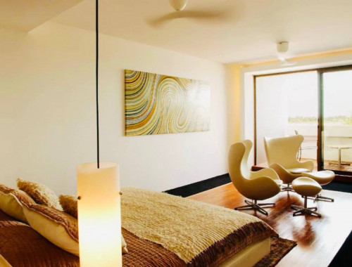 Hotel For Sale Along Riverside Road Near Royal Palace, 04 Floors, 16 Rooms, 4,800,000$