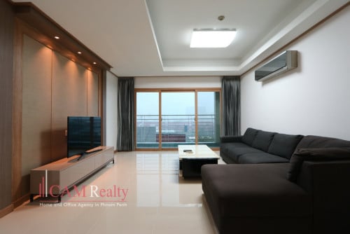 3 bedrooms condominium on the 6th floor for rent in Tuol Kork area