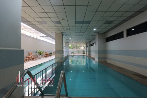 프놈펜에 렌트 아파트4 bedrooms condominium on the 16th floor for rent in Tuol Kork area