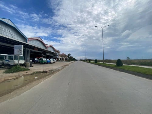 ដីជួលលើផ្លូវកប់ស្រូវ ក្បាល 15ម × 30ម