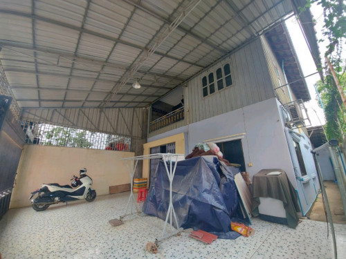 ដីផ្ទះលក់ប្រញ៉ាប់