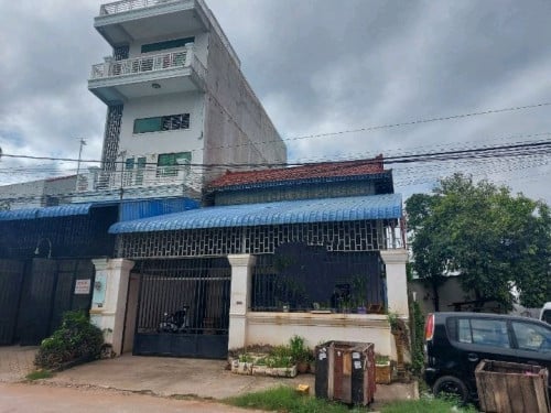ដីផ្ទះលក់ប្រញ៉ាប់