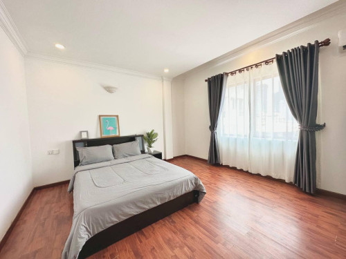 𝐁𝐊𝐊𝟏 | Furnished 3 Bedrooms Serviced Apartment (150sqm)