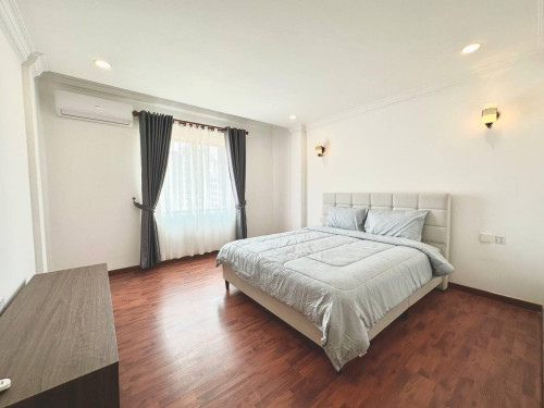 𝐁𝐊𝐊𝟏 | Furnished 3 Bedrooms Serviced Apartment (150sqm)