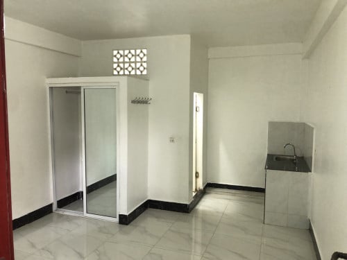 បន្ទប់ជួល