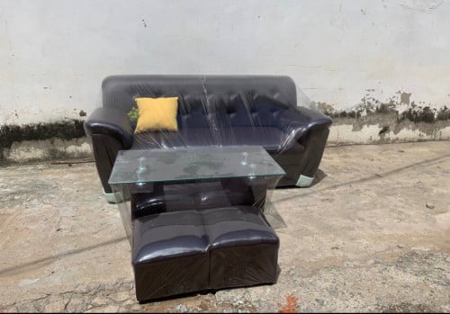 សាឡុងឈុតតូច