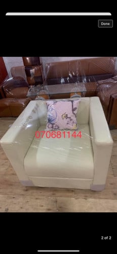 សាឡុងទោល