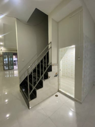 ផ្ទះអាជីវកម្មសំរាប់លក់