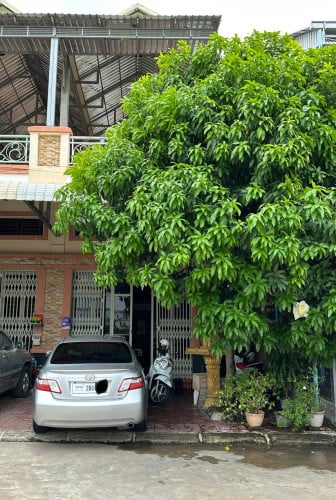 ផ្ទះគៀនលក់​ 4m x 16m​ (ប្លង់រឹងម្ជាស់ផ្ទាល់)