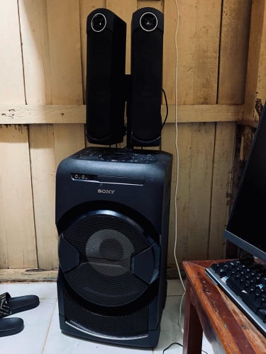 🎶 Sony MHC-GT4D — Big Bass, Party Lights, Bluetooth 🎤 Only $300! Test Before Buy 🚚