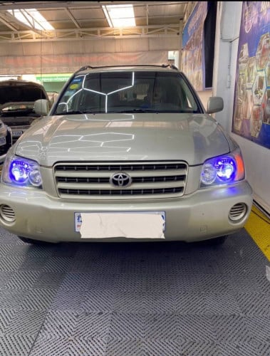 Toyota Highlander years 2002 Car Rental