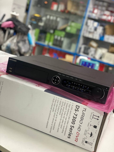 DS-7332HUHI-M4/S DVR Hikvision