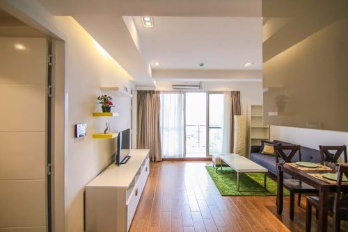 𝐎𝐧𝐞 𝐛𝐞𝐝𝐫𝐨𝐨𝐦 𝐟𝐨𝐫 𝐥𝐞𝐚𝐬𝐞 𝐢𝐧 𝐁𝐊𝐊𝟏