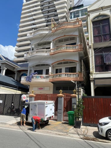 Flat house for sale $930,000 in BKK1 (Nego)🍀