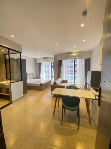 Times Square 2 Studio room for rent at TK area