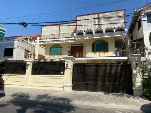 Luxury Villa for Sale | 11BR + 1 Warehouse | Boeng Reang | $2.9M (Hard Title)