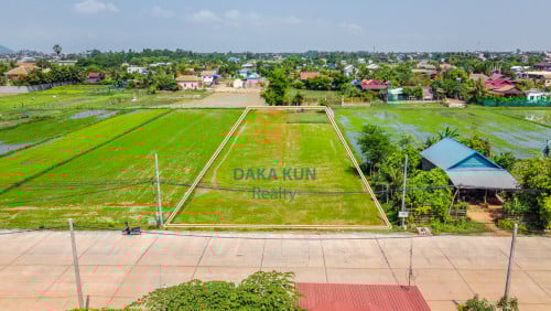 ដីលក់បន្ទាន់ នៅជិតតាវ៉ើនជាប់ផ្លូវប៉េតុងធំ 22ម៉ែត្រ សៀមរាប/Land for Sale in Siem Reap - Chreav