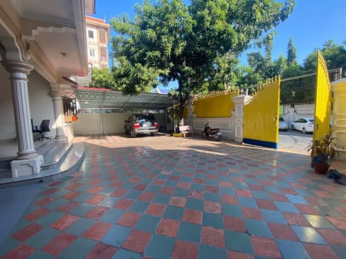 Villa |  BKK1 (Nego)