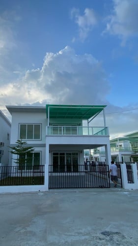 ផ្ទះវីឡាកែងសម្រាប់លក់ ឬ ជួល