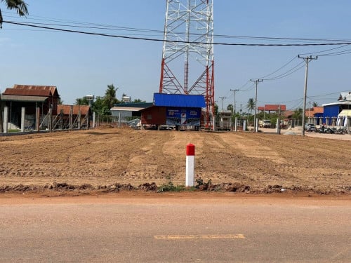 ដីសំរាប់ជួល
