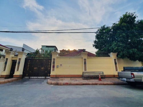 វីឡាលក់នៅទួលគោក