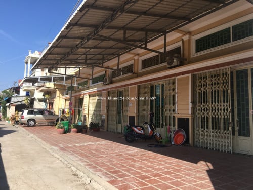 ផ្ទះលក់ម្ដុំផ្លូវធ្វើប៉ាស្ព័រជិតបុរីហាយធិចតាងៅថ្មី