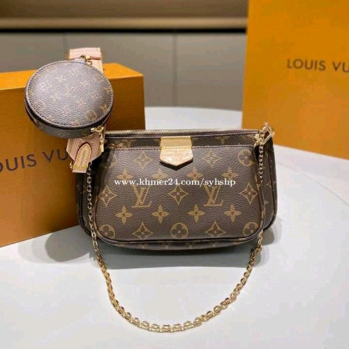 She came 😍 my Louis Vuitton Mini Bumbag unboxing! For those