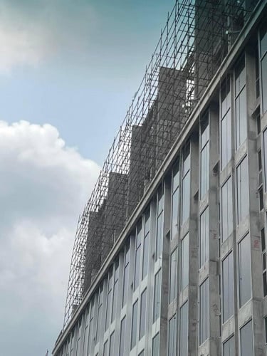 ​កំមីសស្យុង​ 6 មឺន​ដុល្លារ​ លក់​អាគារ​​ 10 ជាន់​សង់រួចជាប់ផ្លូវធំជាងគេក្បែរ​ស្ពាន​ជ្រោយ​ចង្វារ​