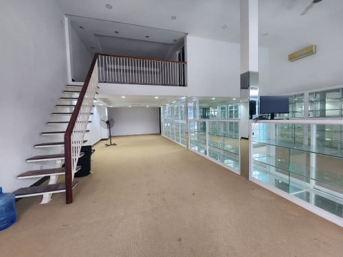 ផ្ទះអាជីវកម្ម ២ល្វែងសម្រាប់ជួល ស្ថិតនៅលើផ្លូវធំ ជិតបុរីសាន់វ៉េ